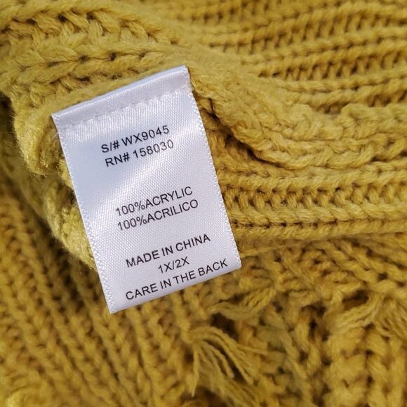 NWT LOVE TREE V-NECKLINE WOMEN"S SWEATER - Picture 15 of 16